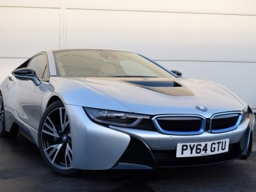Wayne Rooney sprzedaje swoje BMW i8